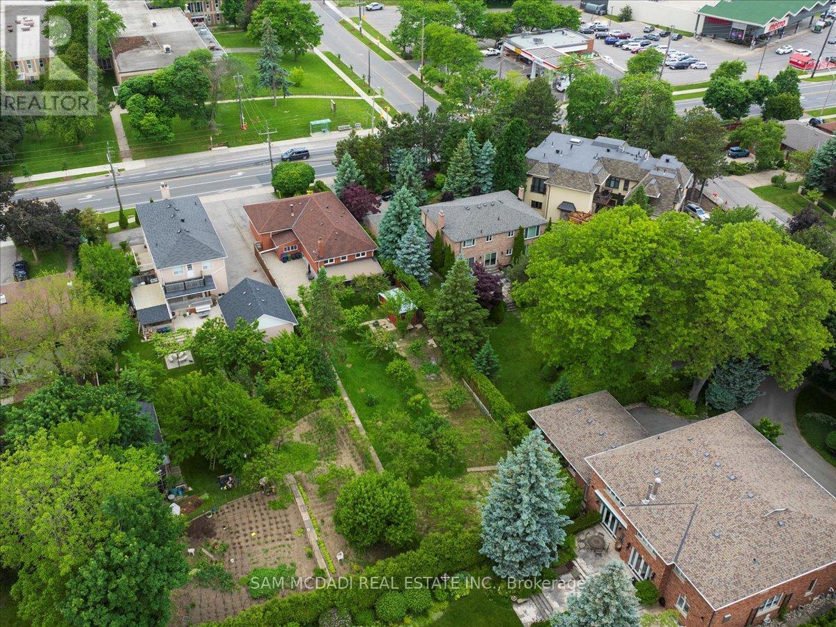 Property at 1491 ROYAL YORK ROAD image 5