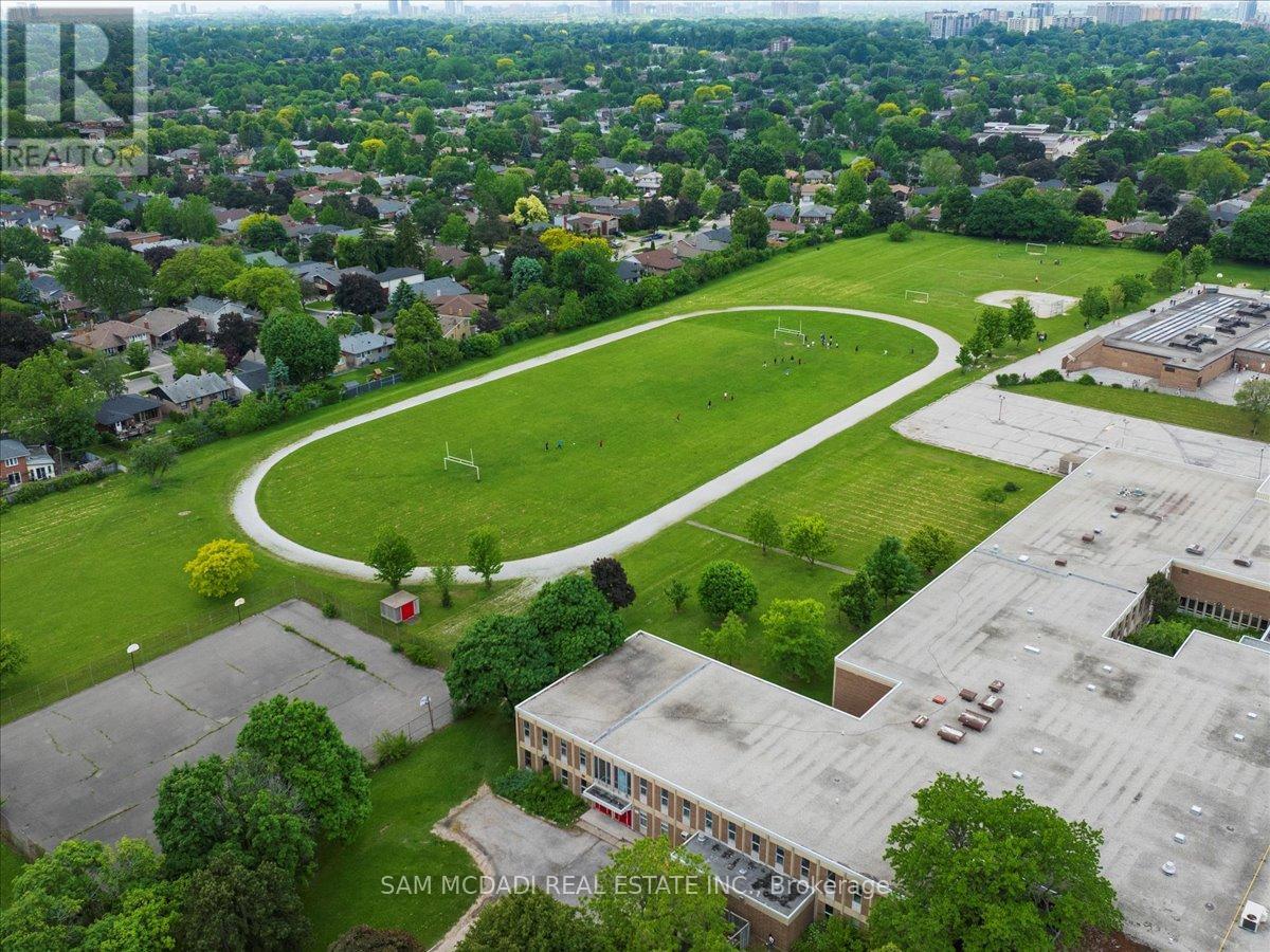 1491 Royal York Road, Toronto, Ontario  M9P 3B3 - Photo 8 - W12396325