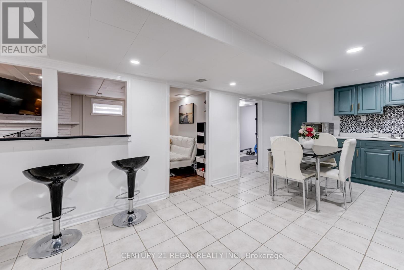 65 Fletcherdon Crescent, Toronto, Ontario  M3N 1S2 - Photo 30 - W12396332
