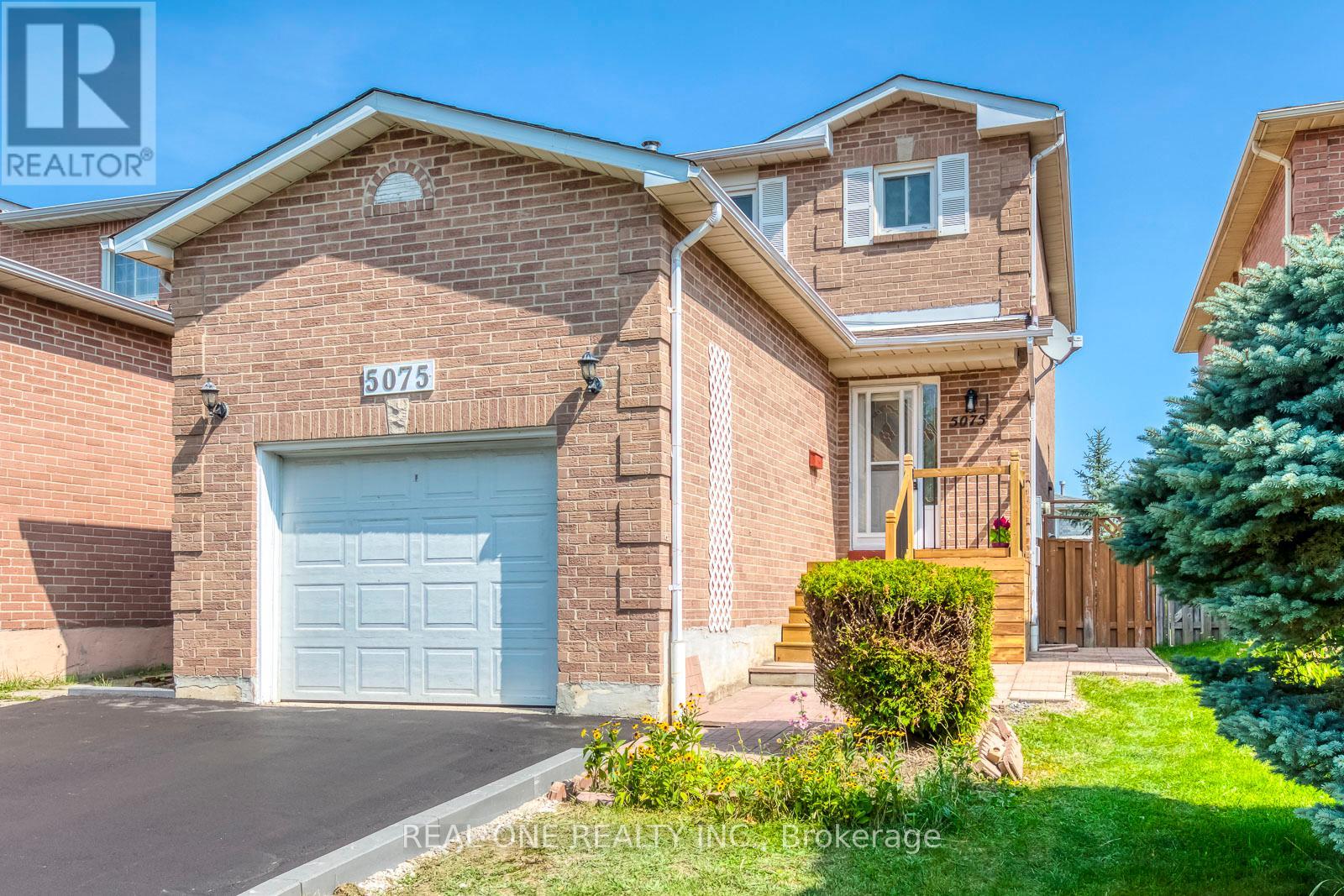 5075 Rising Star Court, Mississauga (Hurontario), Ontario  L5R 2W5 - Photo 1 - W12396346
