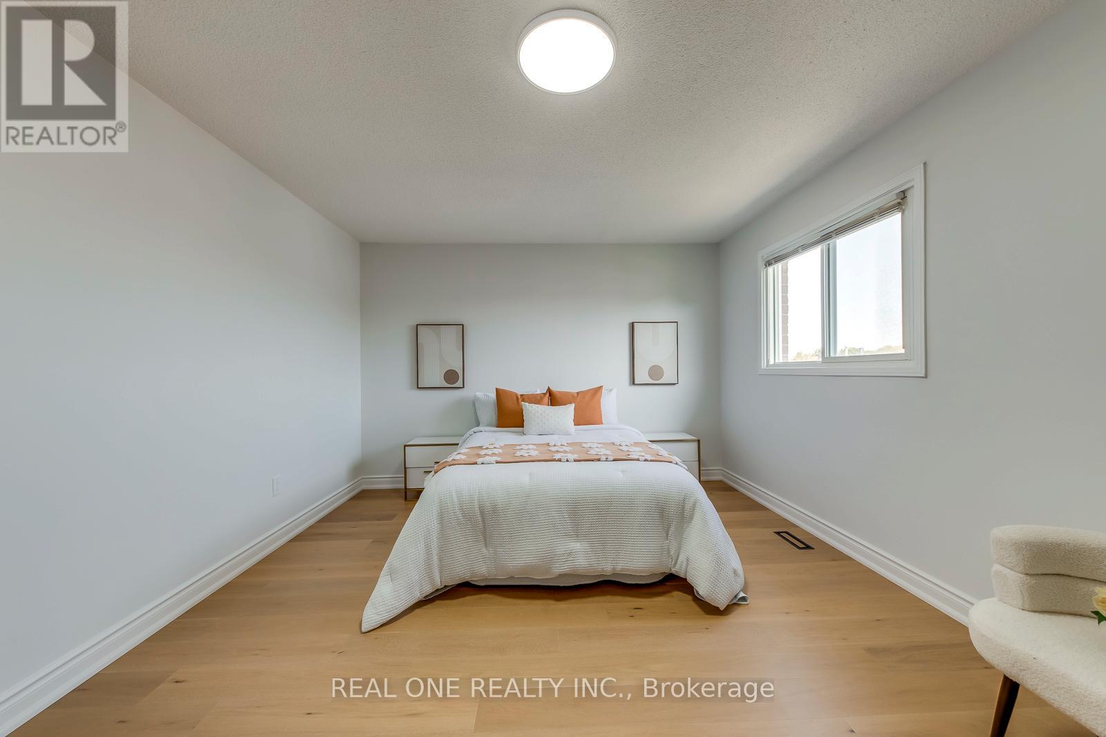 5075 Rising Star Court, Mississauga (Hurontario), Ontario  L5R 2W5 - Photo 30 - W12396346