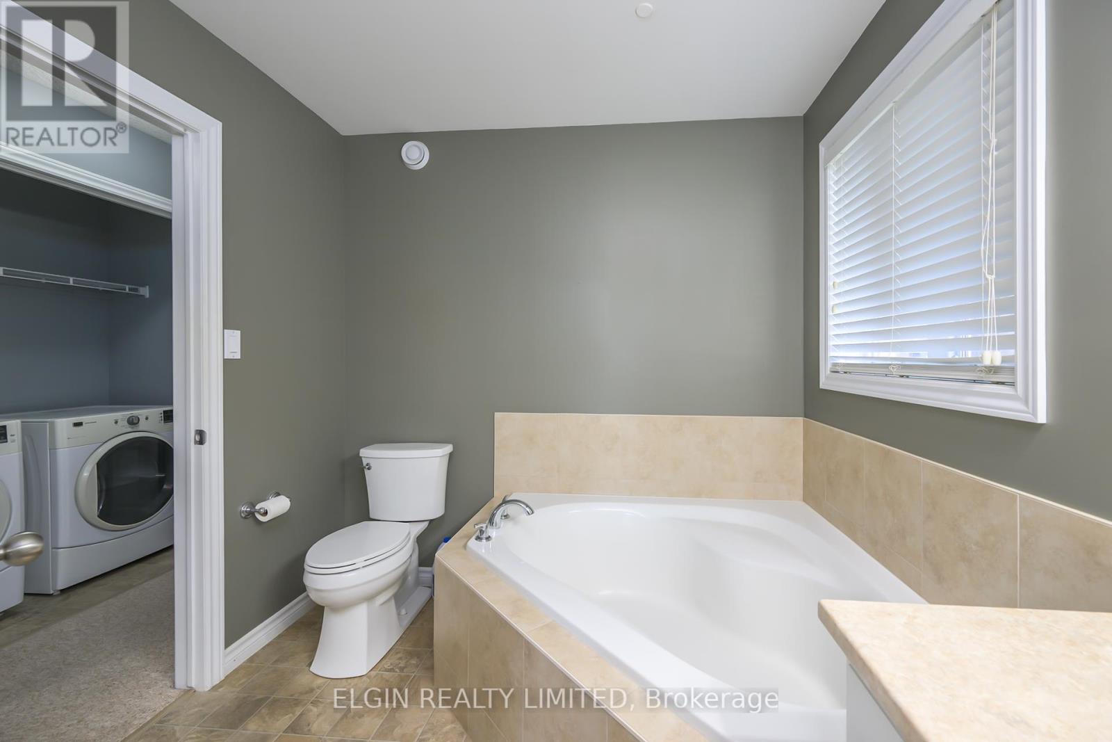 12 Peach Tree Boulevard, St. Thomas, Ontario  N5R 0B3 - Photo 22 - X12396389