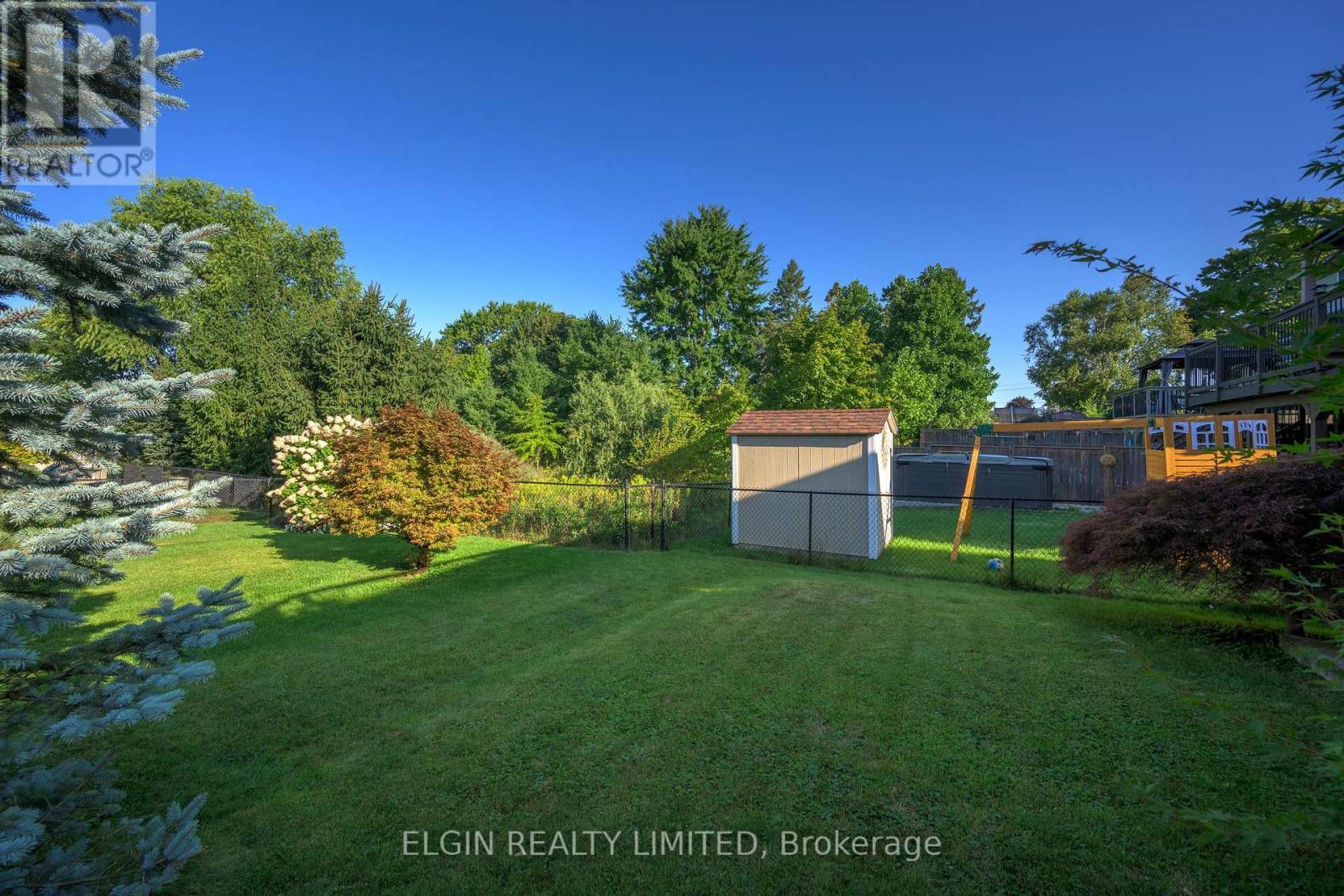 12 Peach Tree Boulevard, St. Thomas, Ontario  N5R 0B3 - Photo 5 - X12396389