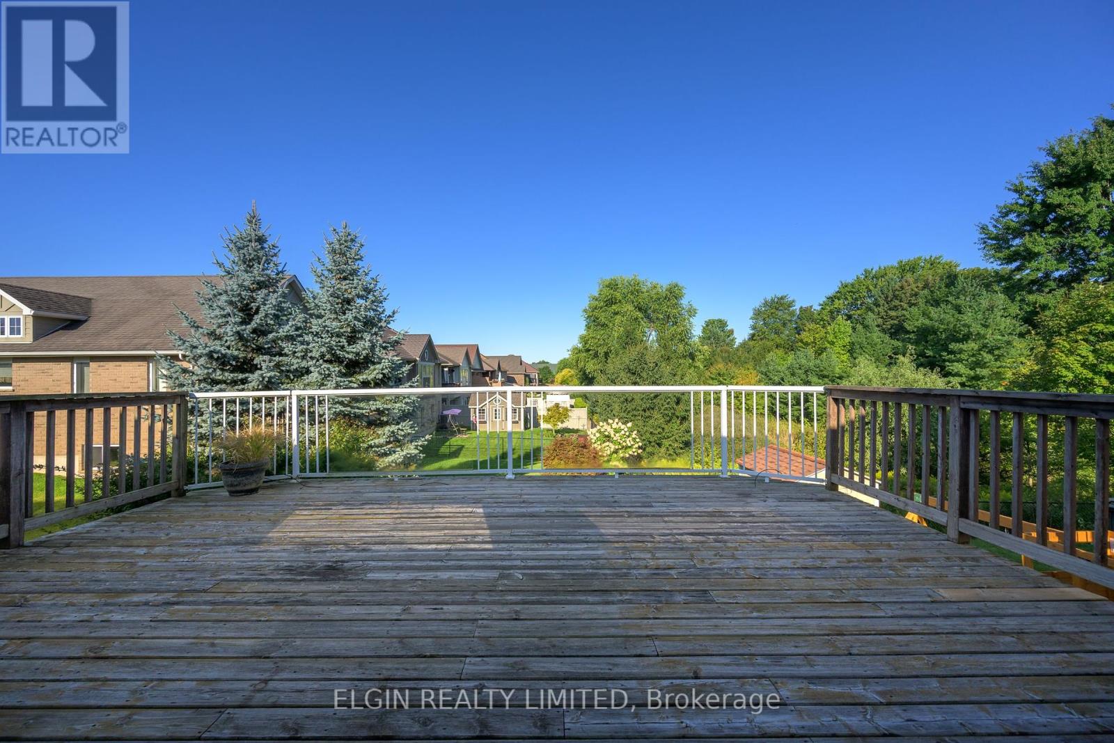 12 Peach Tree Boulevard, St. Thomas, Ontario  N5R 0B3 - Photo 9 - X12396389