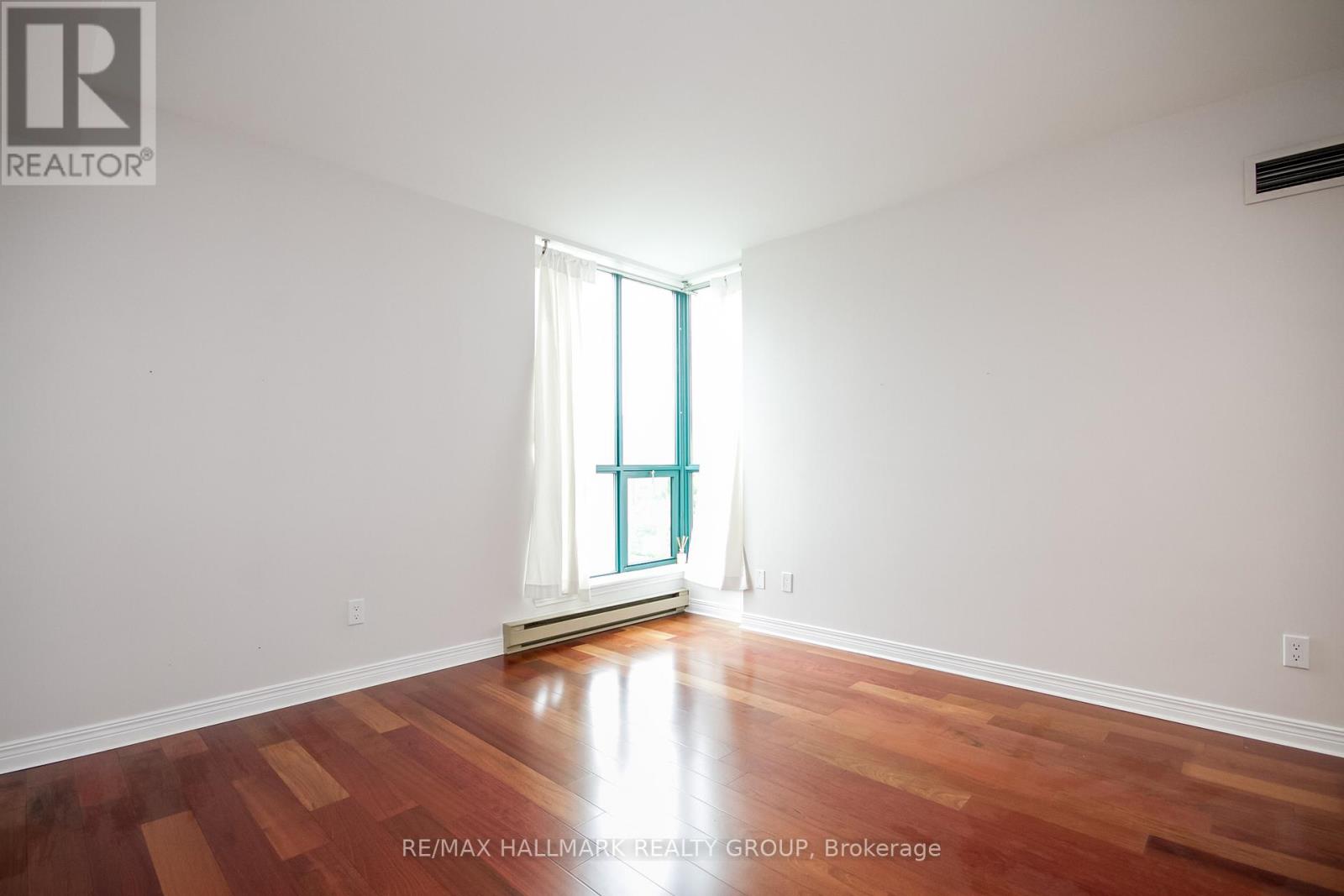 306 - 15 Murray Street, Ottawa, Ontario  K1N 9M5 - Photo 23 - X12396380