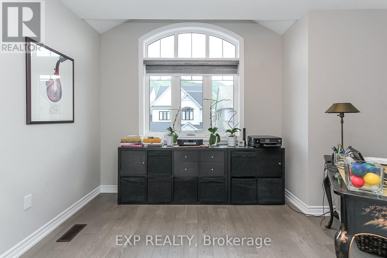 119 Rosie Street, Blue Mountains, Ontario  N0H 1J0 - Photo 12 - X12396307