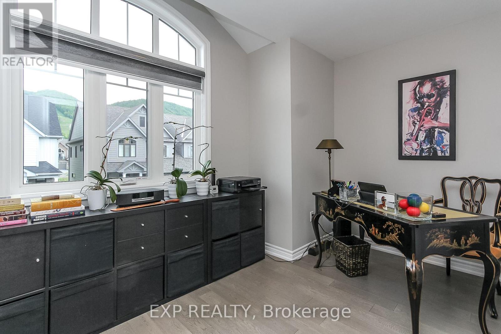 119 Rosie Street, Blue Mountains, Ontario  N0H 1J0 - Photo 13 - X12396307