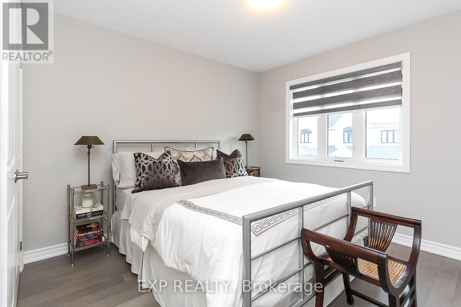 119 Rosie Street, Blue Mountains, Ontario  N0H 1J0 - Photo 15 - X12396307