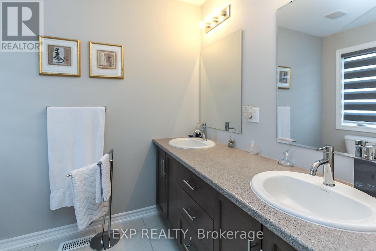 119 Rosie Street, Blue Mountains, Ontario  N0H 1J0 - Photo 18 - X12396307