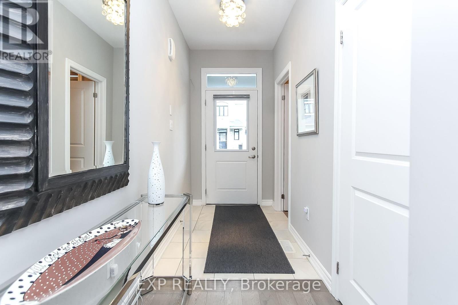 119 Rosie Street, Blue Mountains, Ontario  N0H 1J0 - Photo 7 - X12396307