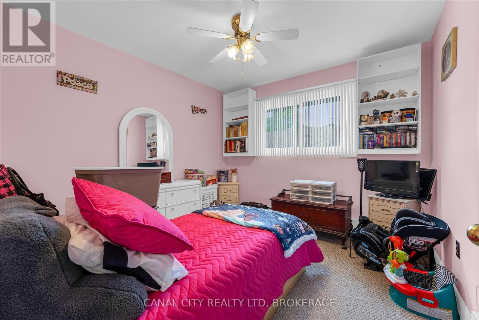 72 Maitland Street, Thorold, Ontario  L2V 3A9 - Photo 18 - X12396425
