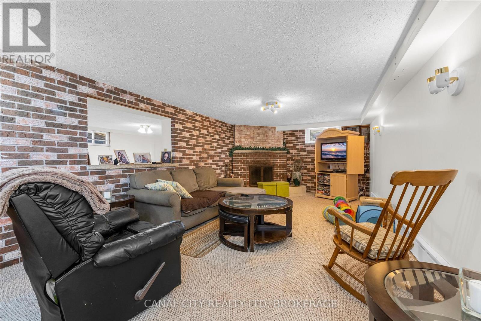 72 Maitland Street, Thorold, Ontario  L2V 3A9 - Photo 22 - X12396425