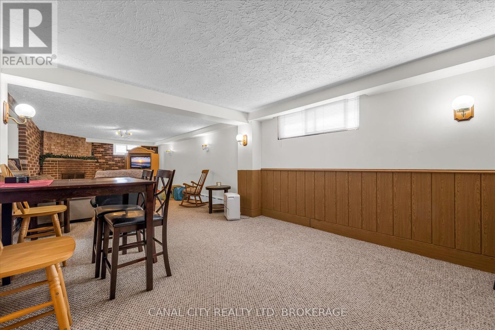 72 Maitland Street, Thorold, Ontario  L2V 3A9 - Photo 24 - X12396425