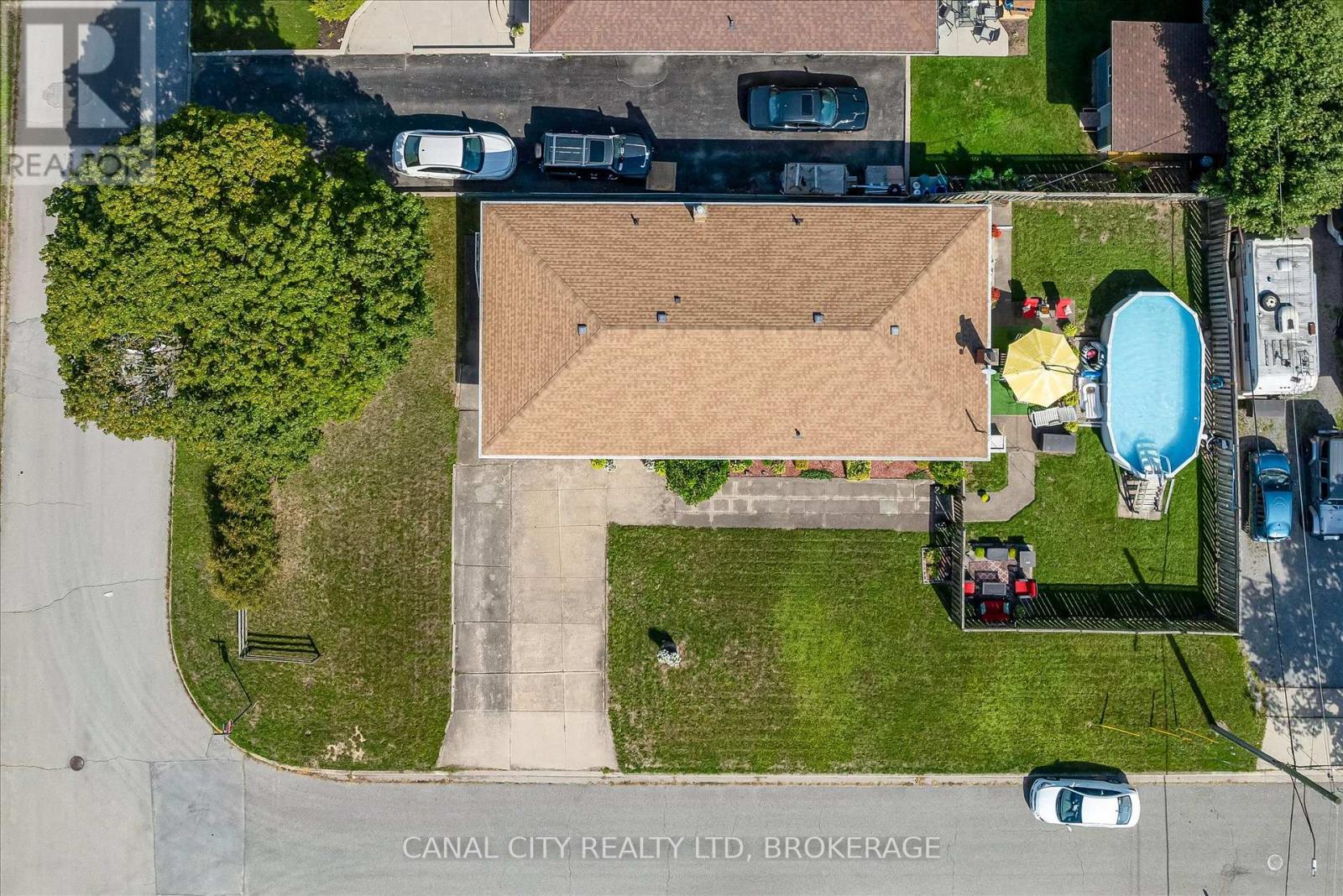 72 Maitland Street, Thorold, Ontario  L2V 3A9 - Photo 39 - X12396425