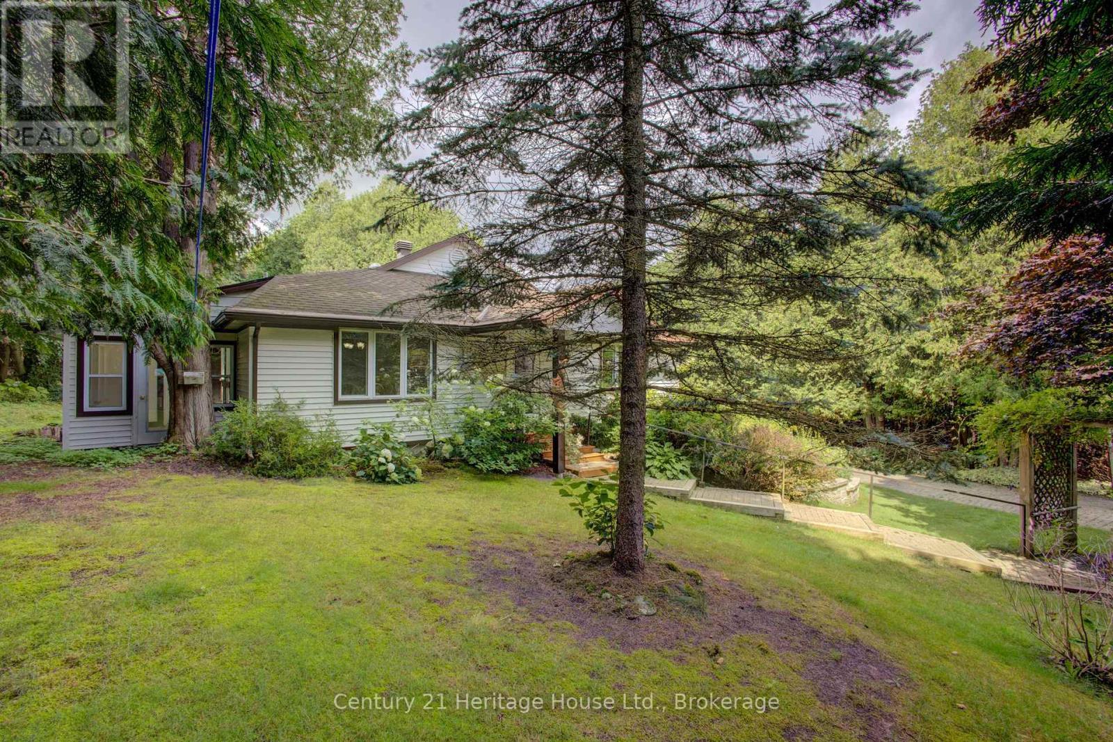 473514 Camp Oliver Road, West Grey, Ontario  N0C 1K0 - Photo 18 - X12396433