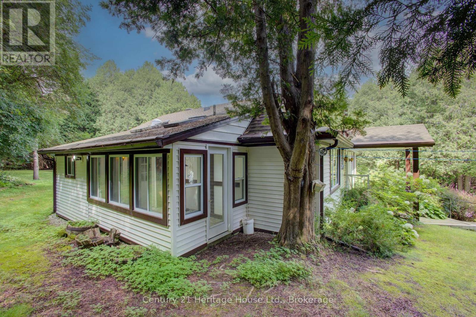 473514 Camp Oliver Road, West Grey, Ontario  N0C 1K0 - Photo 19 - X12396433
