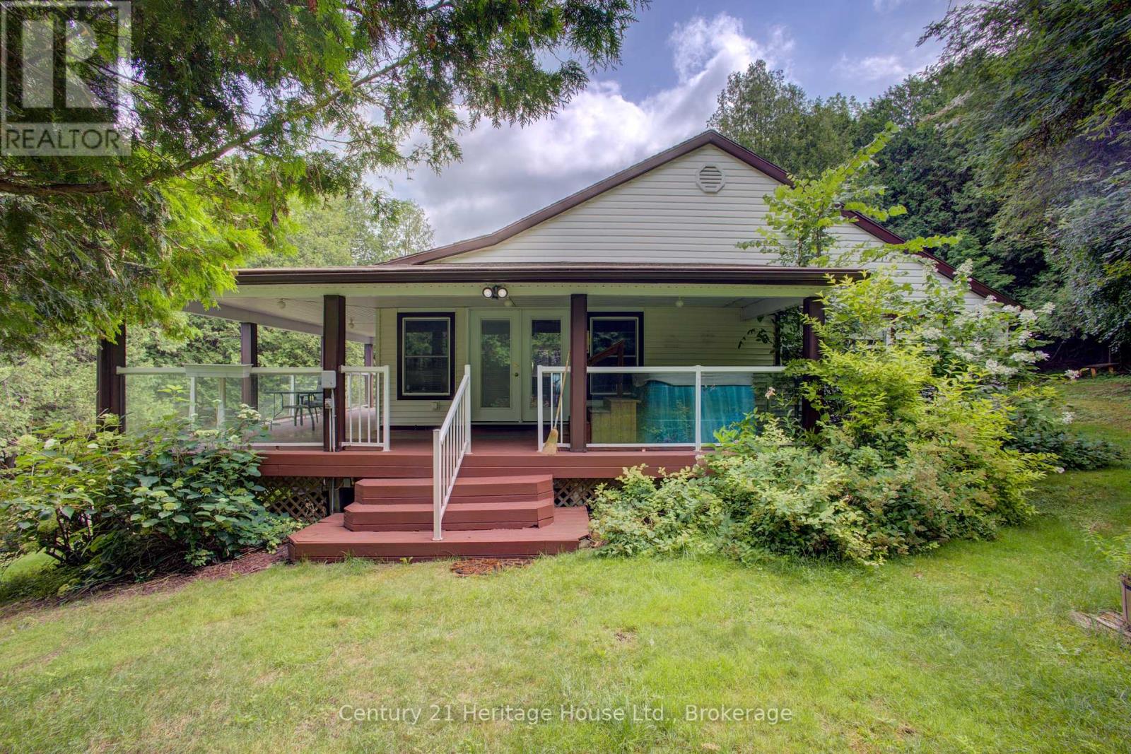473514 Camp Oliver Road, West Grey, Ontario  N0C 1K0 - Photo 22 - X12396433