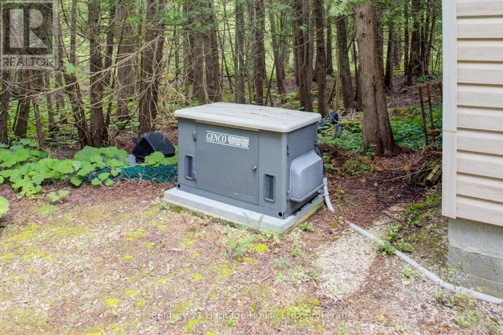 473514 Camp Oliver Road, West Grey, Ontario  N0C 1K0 - Photo 35 - X12396433