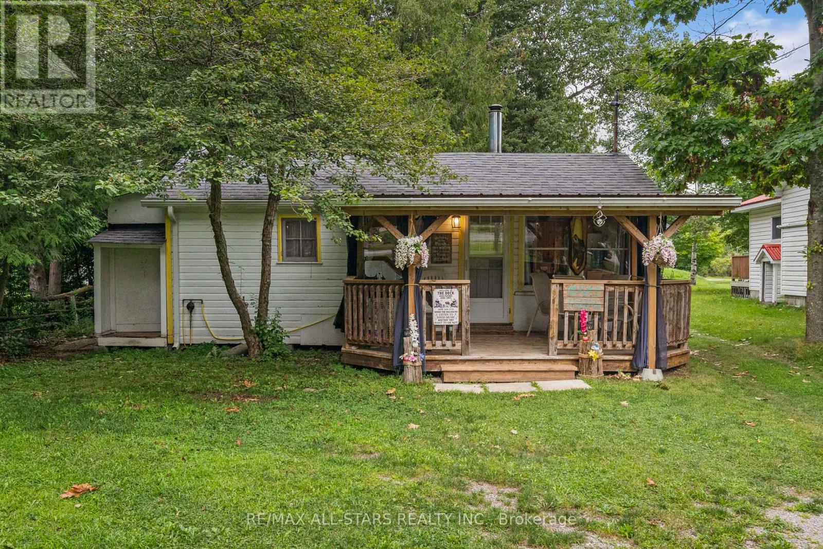 93 STURGEON GLEN ROAD, Kawartha Lakes, Ontario