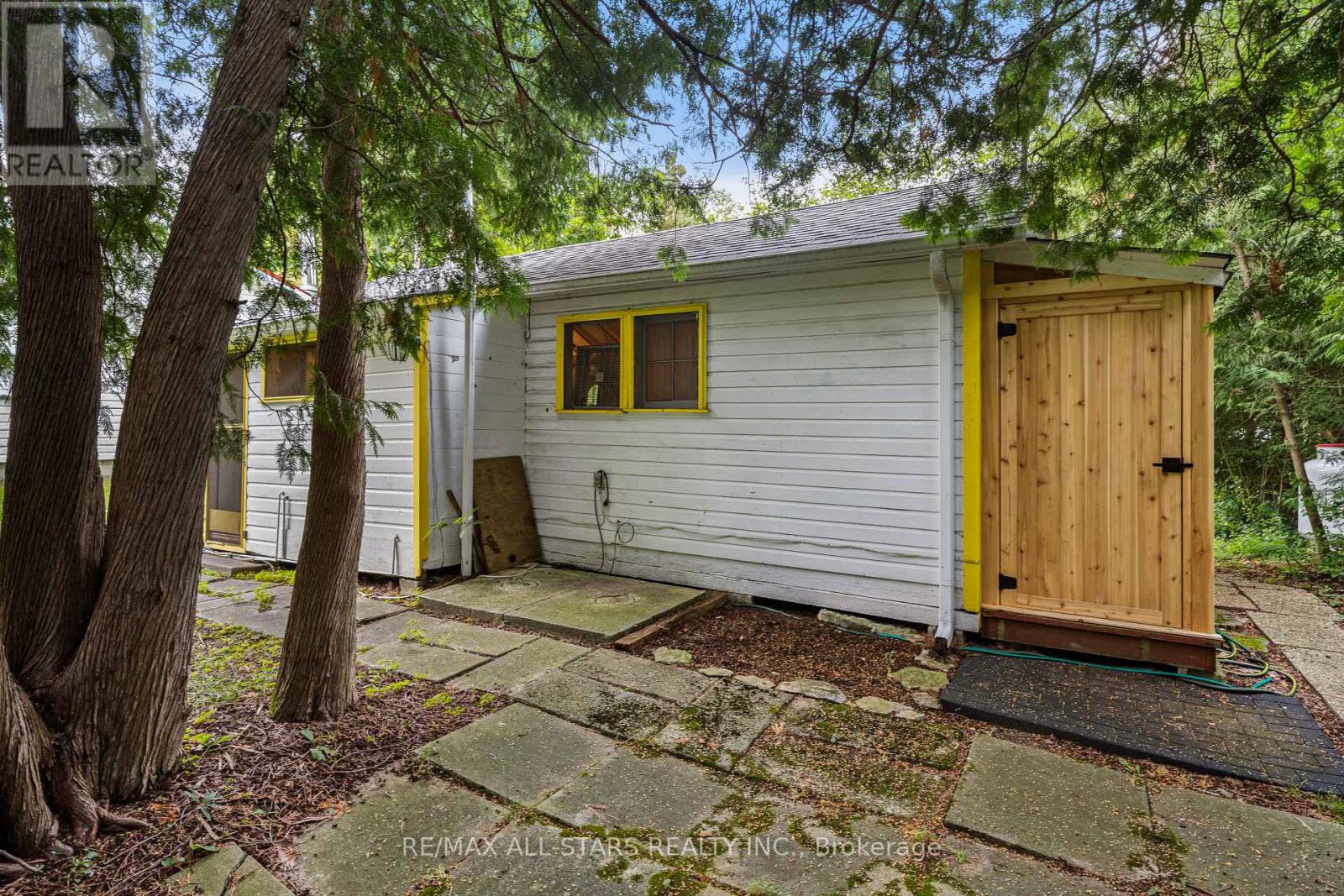 93 Sturgeon Glen Road, Kawartha Lakes, Ontario  K0M 1N0 - Photo 29 - X12396392