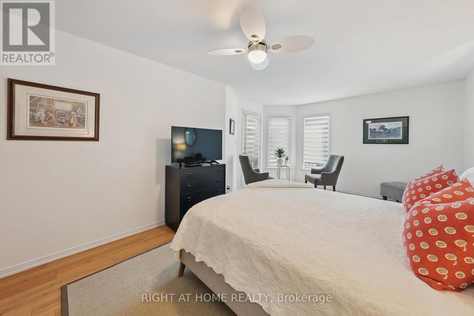 122b - 1099 Clonsilla Avenue, Peterborough, Ontario  K9J 8L8 - Photo 19 - X12396405