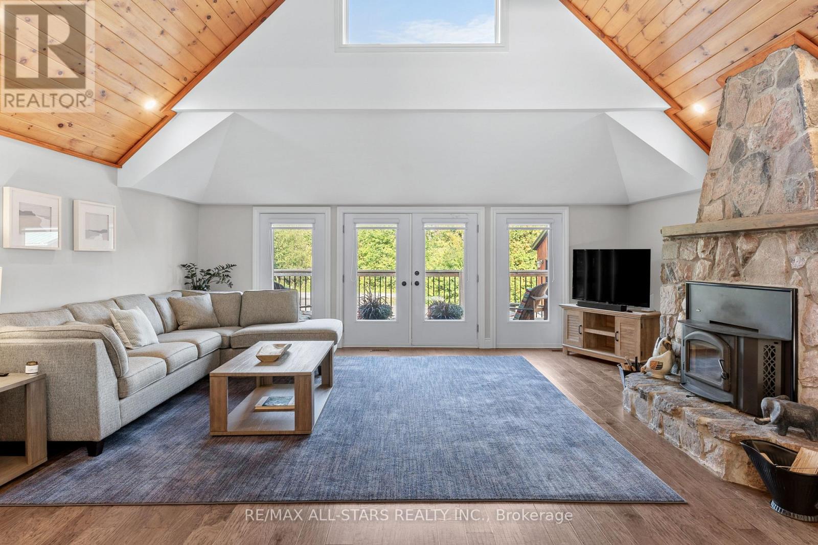 36 Stinson's Bay Road, Kawartha Lakes (Fenelon Falls), Ontario  K0M 1N0 - Photo 6 - X12396419