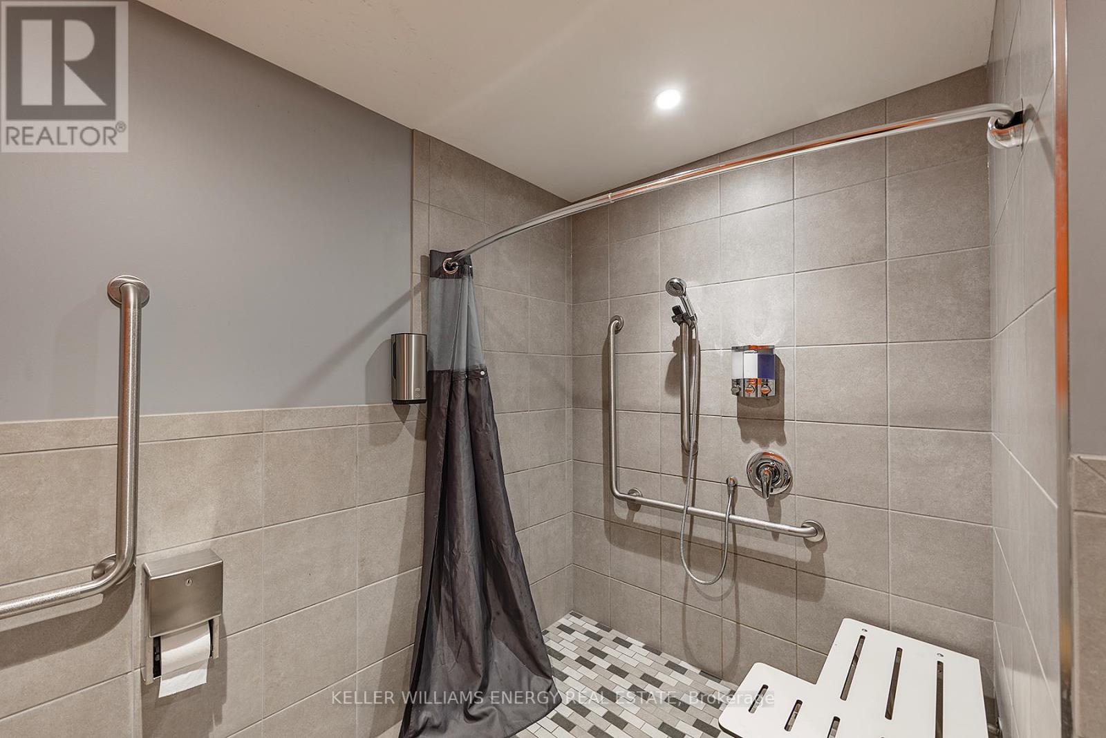 6b - 500 Gardiners Road, Kingston, Ontario  K7M 7W8 - Photo 29 - X12396439