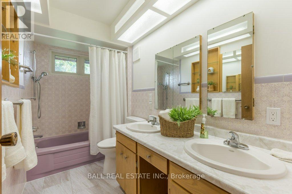 919 Skyline Road, Selwyn, Ontario  K0L 1T0 - Photo 19 - X12396454