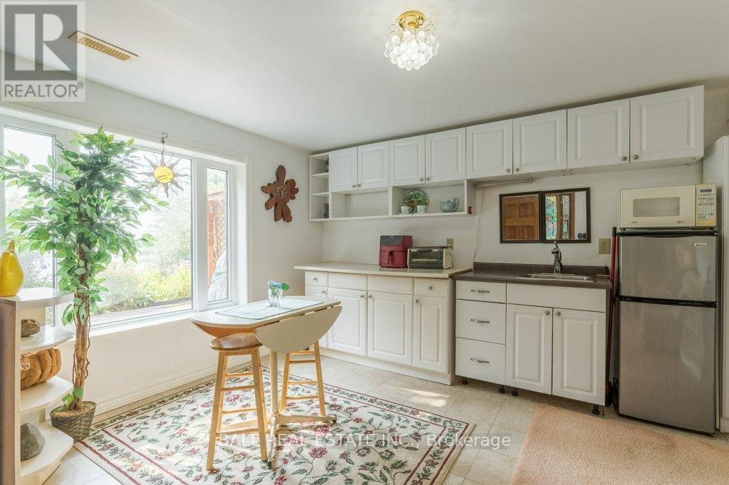 919 Skyline Road, Selwyn, Ontario  K0L 1T0 - Photo 30 - X12396454