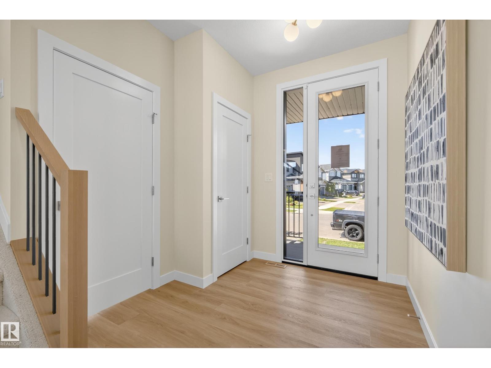 4545 Knight Wd Sw, Edmonton, Alberta  T6W 4V6 - Photo 11 - E4457160
