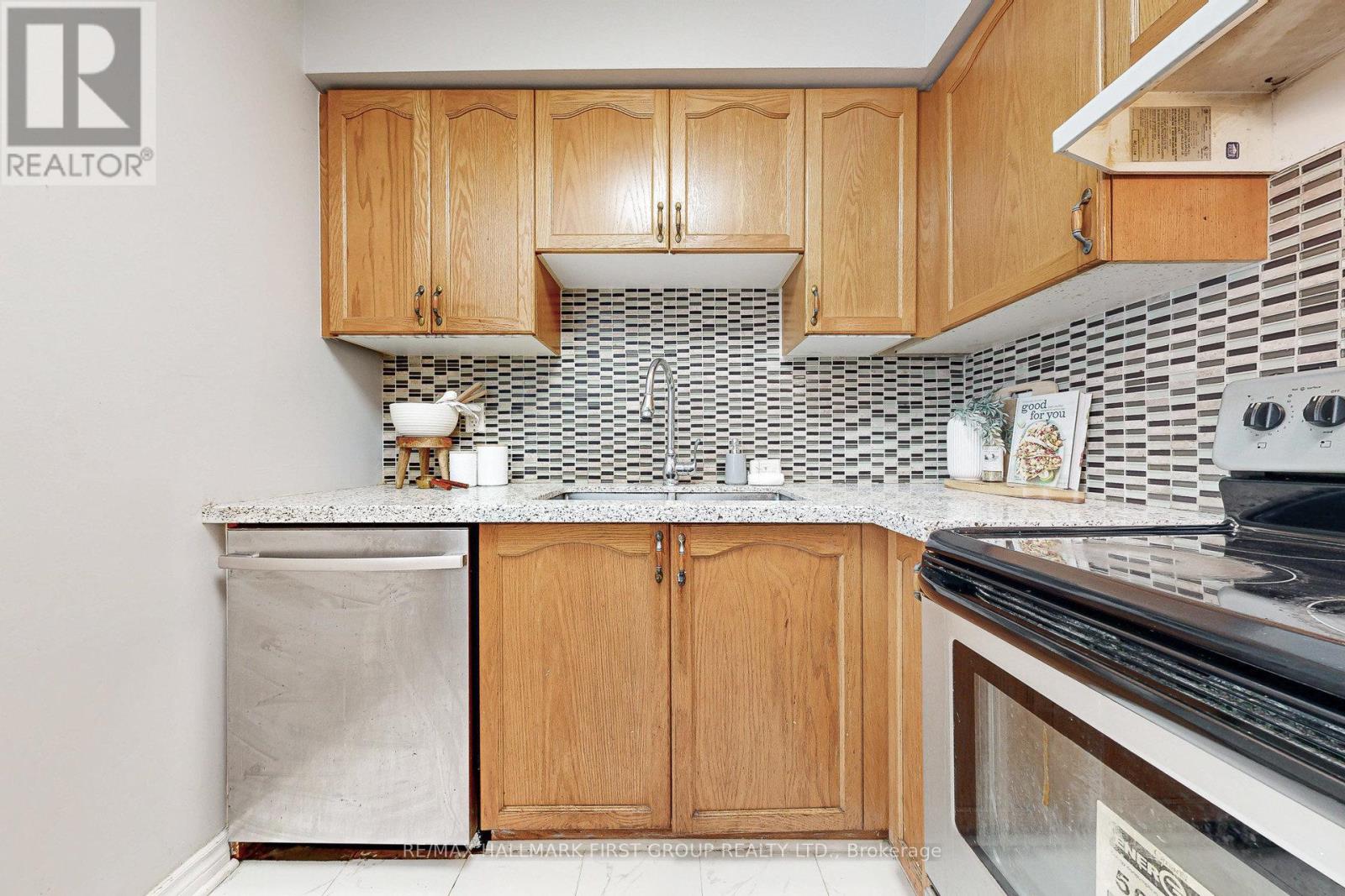 37 - 1775 Valley Farm Road, Pickering, Ontario  L1V 7J9 - Photo 15 - E12394041