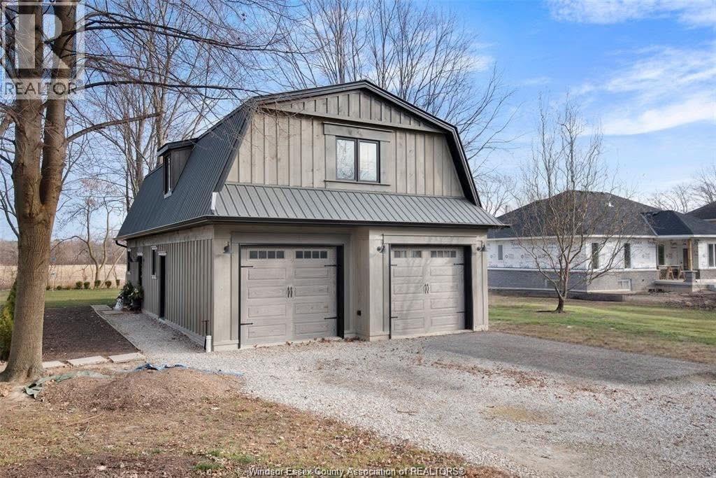 942 Erie Avenue, Kingsville, Ontario  N9Y 3E2 - Photo 4 - 25022918