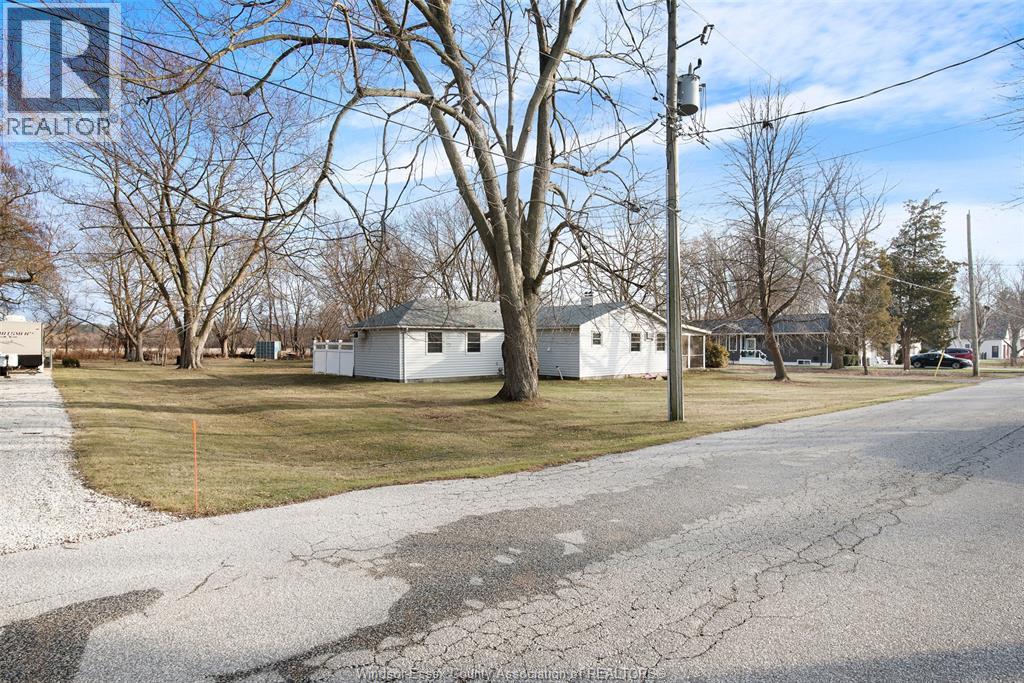 942 Erie Avenue, Kingsville, Ontario  N9Y 3E2 - Photo 43 - 25022918