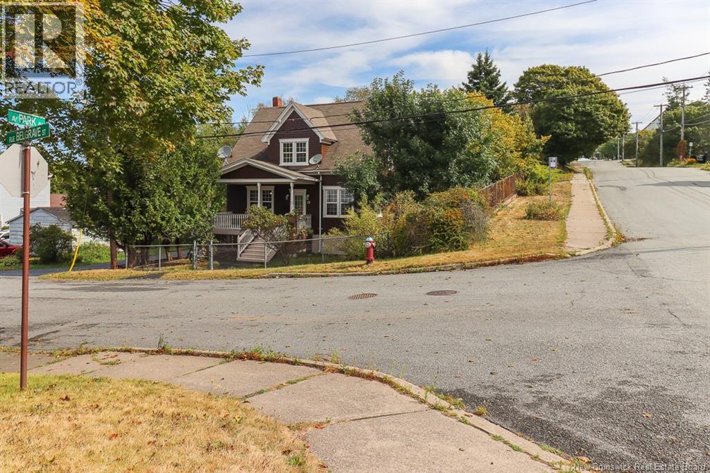 29 Belgrave Street, Saint John, New Brunswick  E2J 1C5 - Photo 3 - NB126479