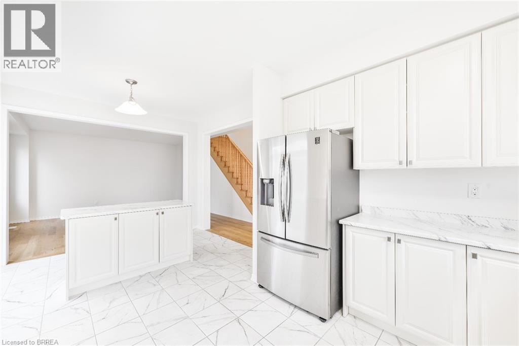 8 Tate Street, Brantford, Ontario  N3T 5L5 - Photo 9 - 40768196