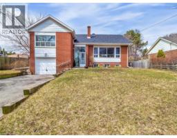 1821 CHRISTOPHER Road, Mississauga, Ontario
