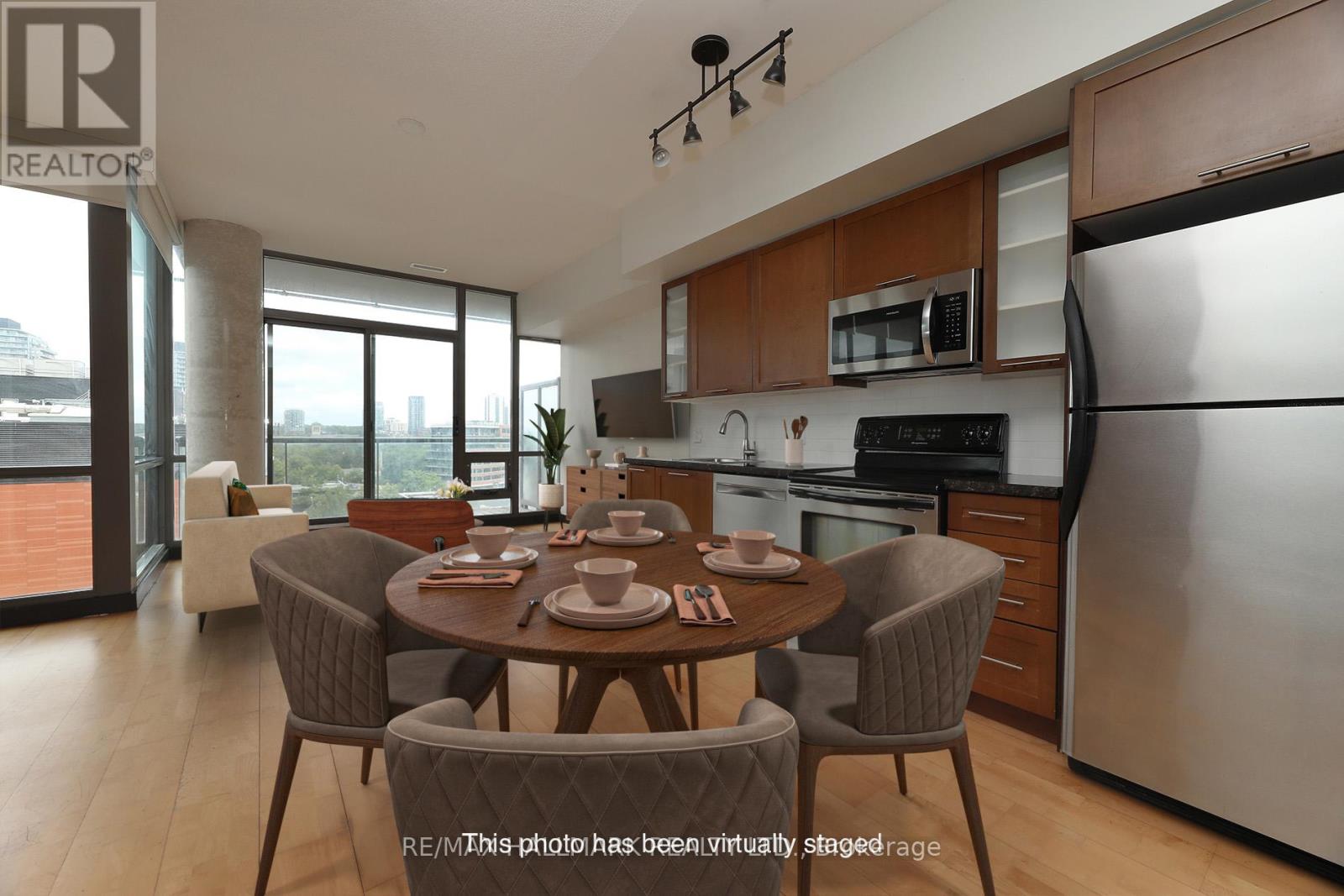 817 - 33 Mill Street, Toronto, Ontario  M5A 3R3 - Photo 3 - C12396382