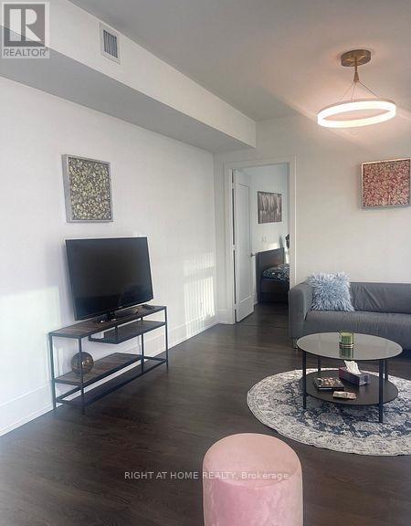 422 - 1 Edgewater Dr Drive, Toronto, Ontario  M5A 1B9 - Photo 5 - C12396456