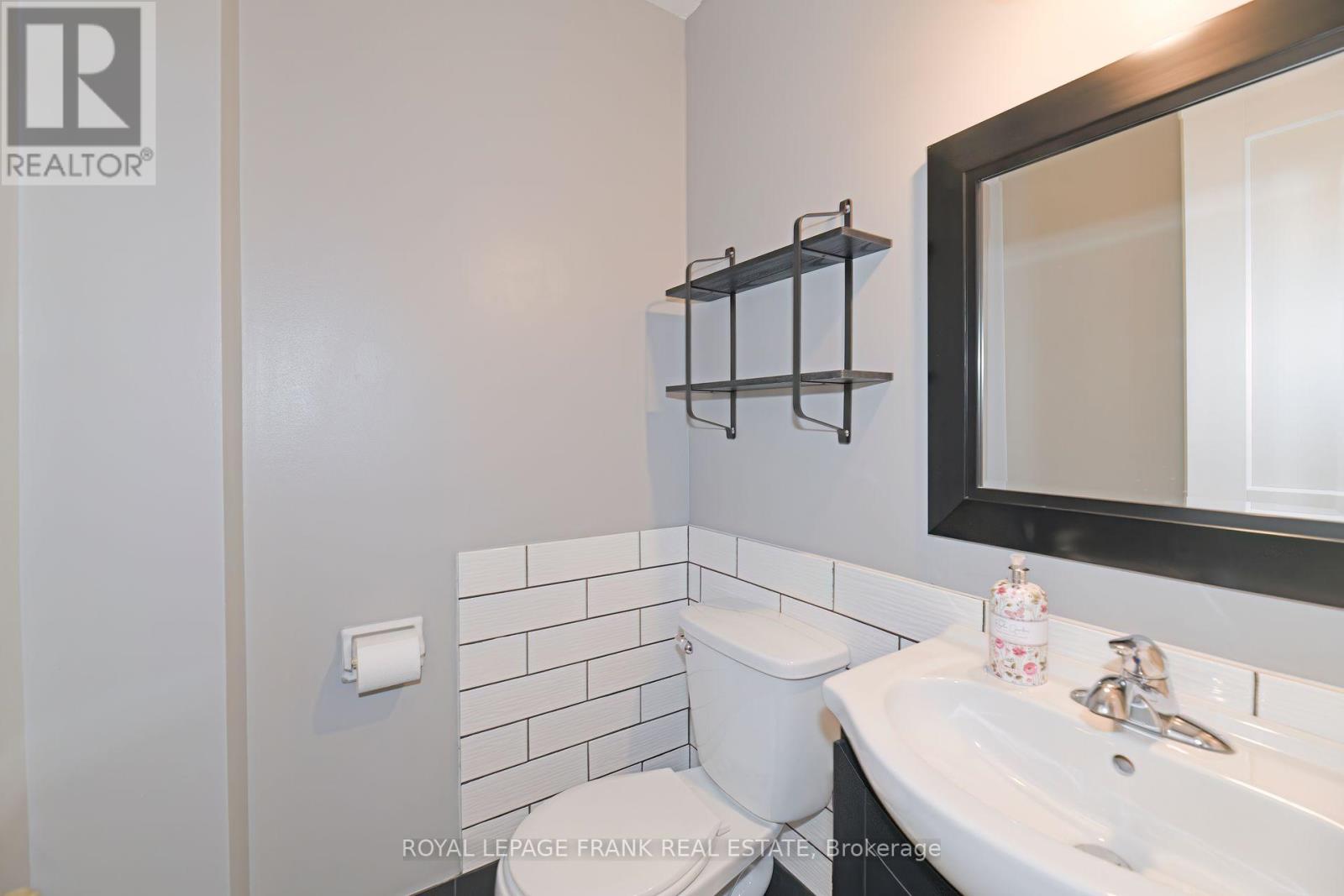 1104 Old Pye Court, Oshawa, Ontario  L1G 7N8 - Photo 15 - E12396665