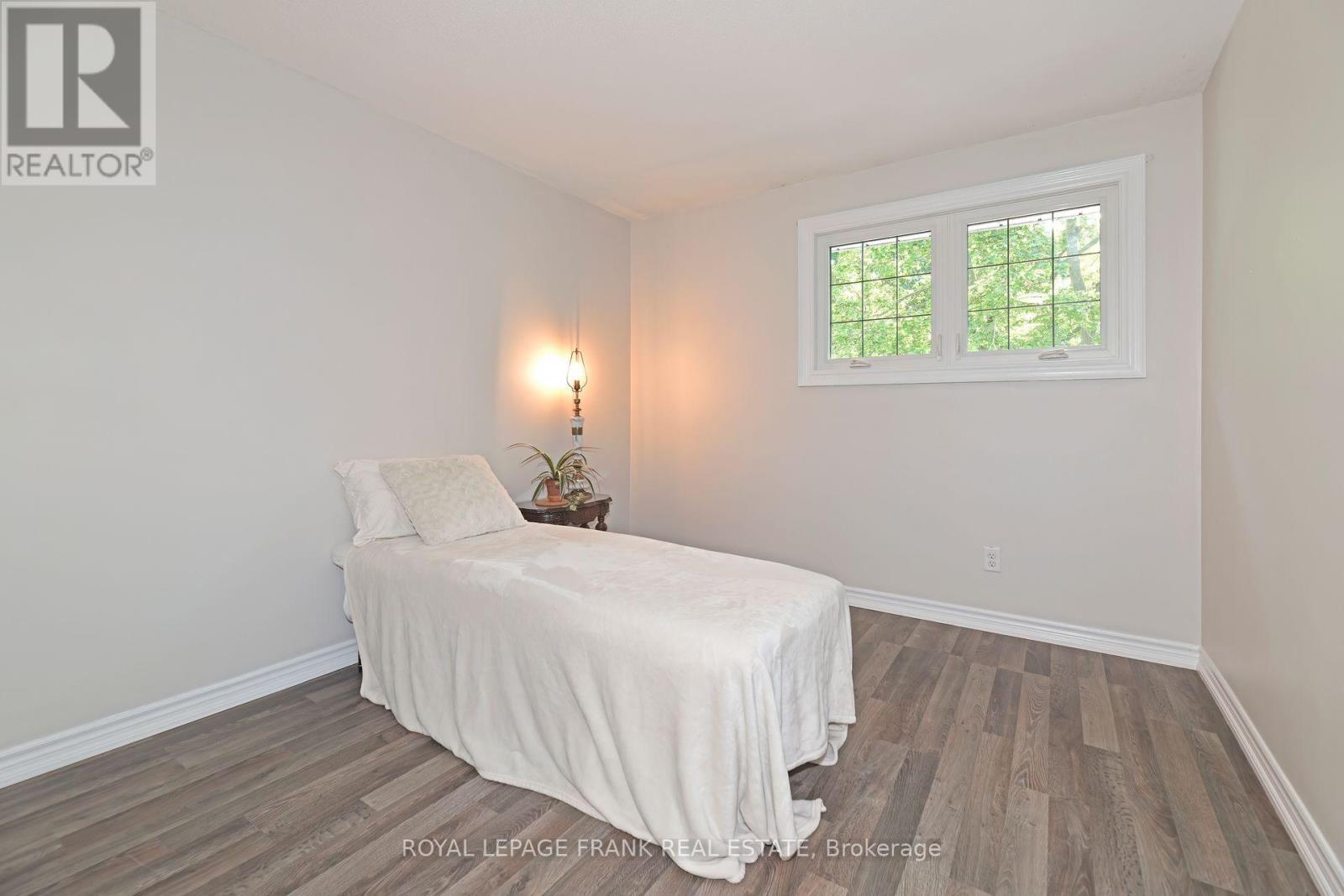 1104 Old Pye Court, Oshawa, Ontario  L1G 7N8 - Photo 20 - E12396665