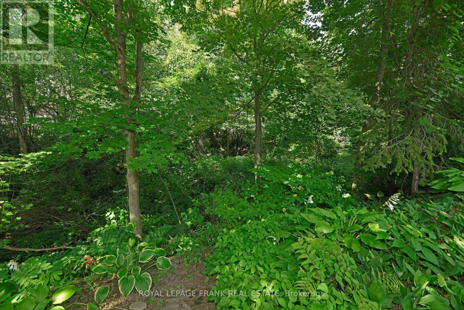 1104 Old Pye Court, Oshawa, Ontario  L1G 7N8 - Photo 33 - E12396665