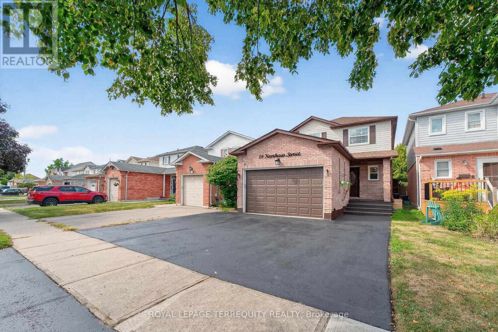 18 Kershaw Street, Clarington, Ontario  L1C 4S4 - Photo 2 - E12396448