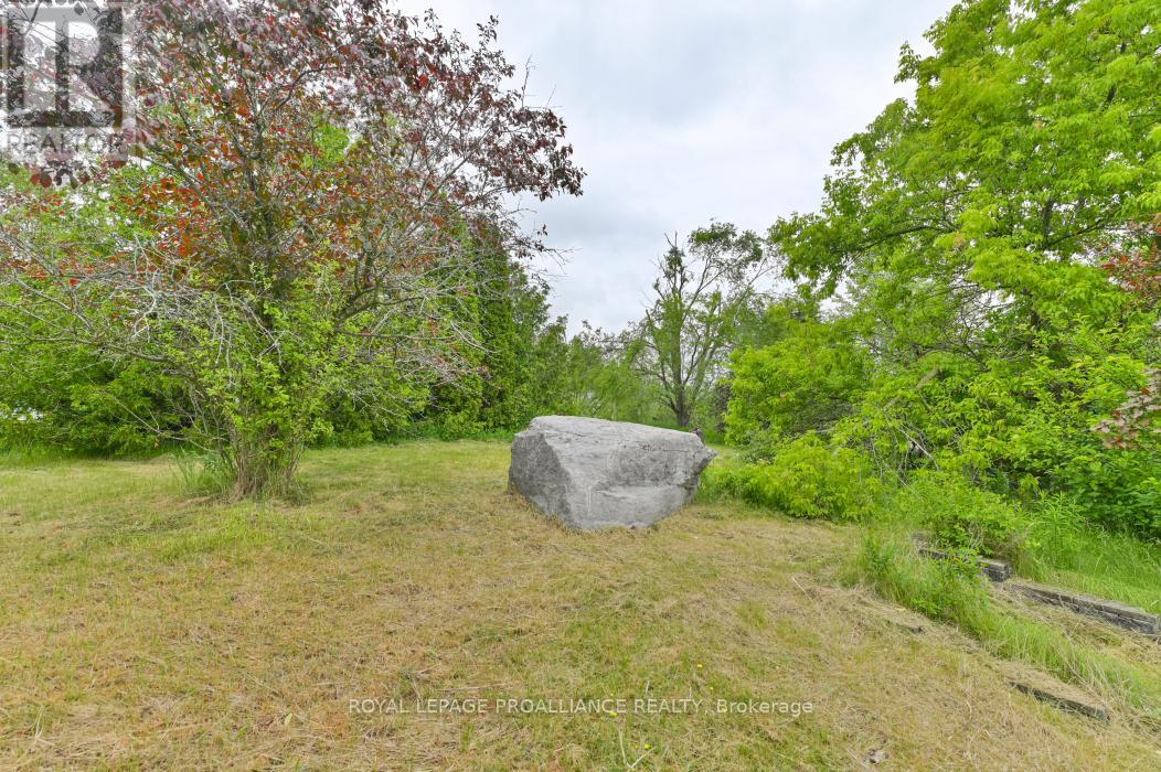 27 Tanner Drive, Stirling-Rawdon, Ontario  K0K 3E0 - Photo 4 - X12396534