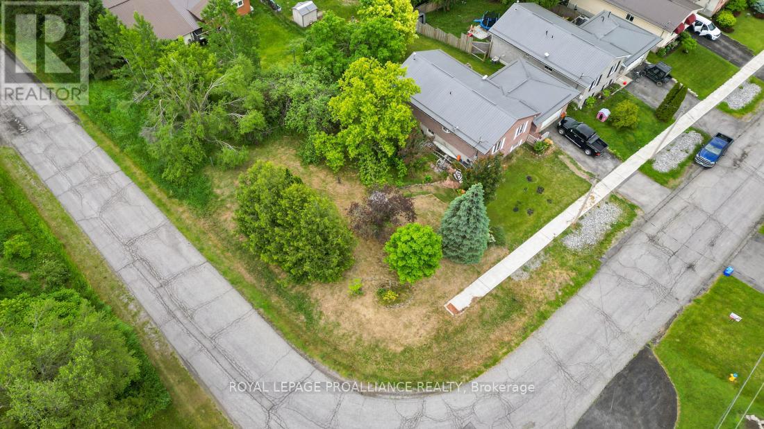 27 Tanner Drive, Stirling-Rawdon, Ontario  K0K 3E0 - Photo 8 - X12396534