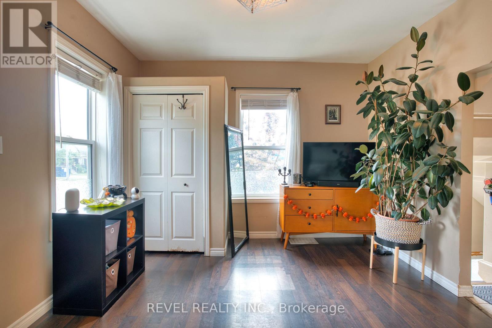 191 St Julien Street, London East, Ontario  N5Z 2N1 - Photo 5 - X12396561