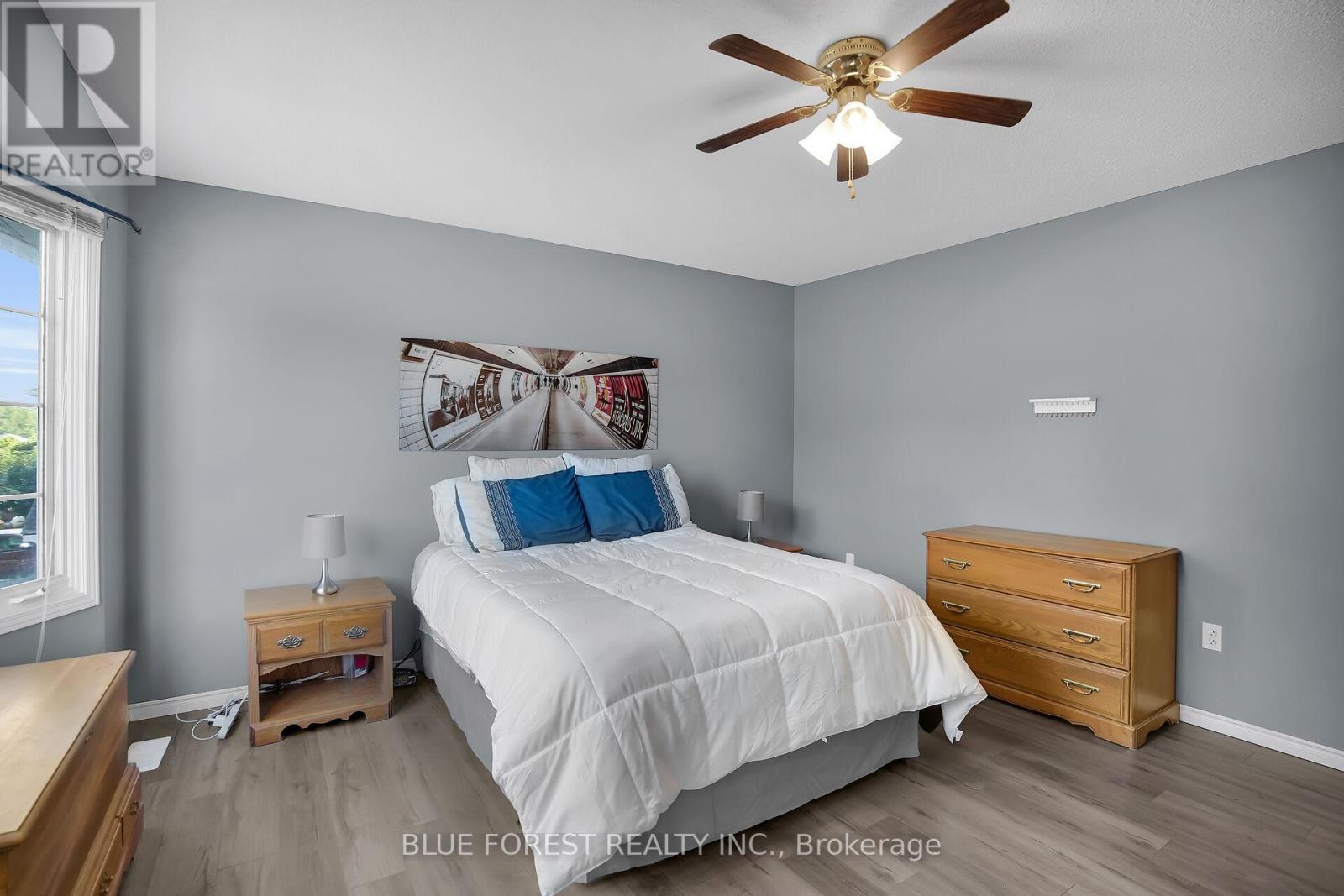 14 Daybreak Drive, London East, Ontario  N5V 4V7 - Photo 15 - X12396577