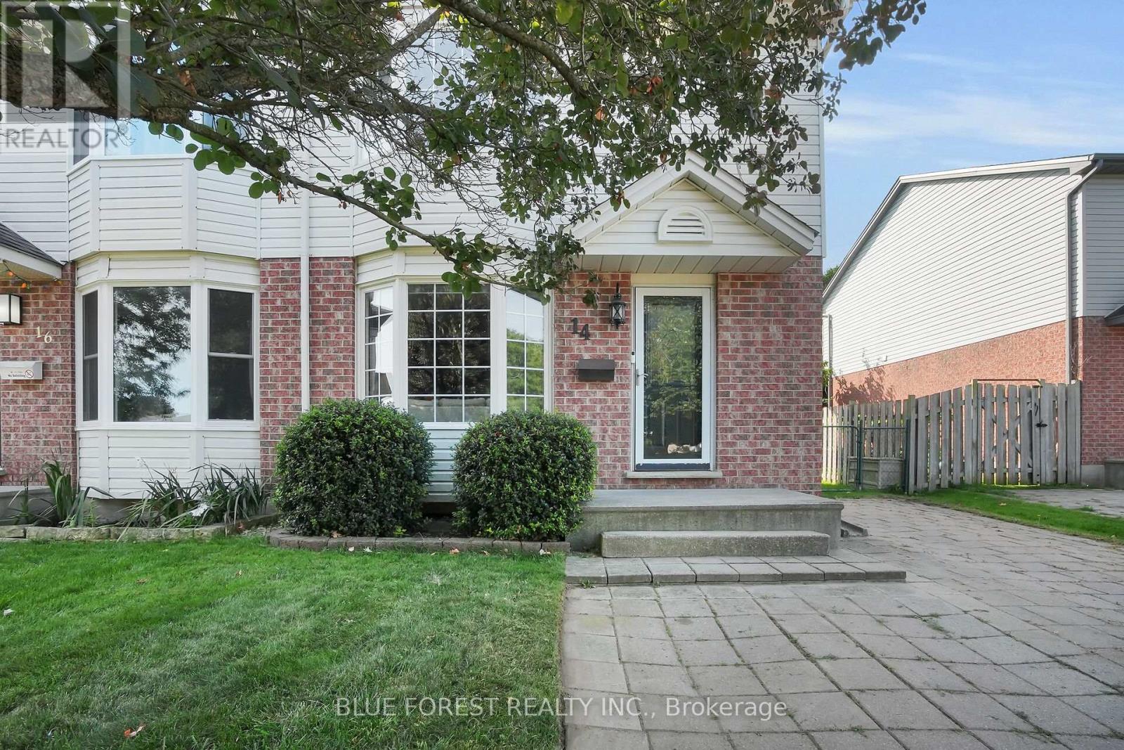 14 Daybreak Drive, London East, Ontario  N5V 4V7 - Photo 2 - X12396577