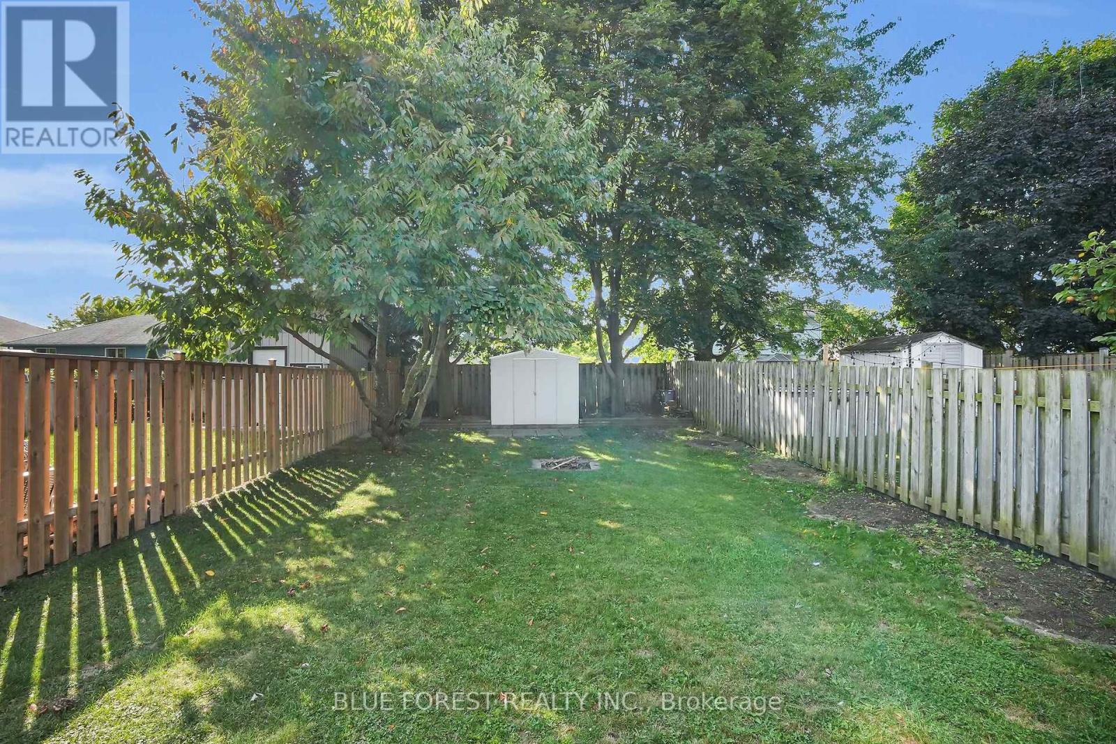 14 Daybreak Drive, London East, Ontario  N5V 4V7 - Photo 28 - X12396577