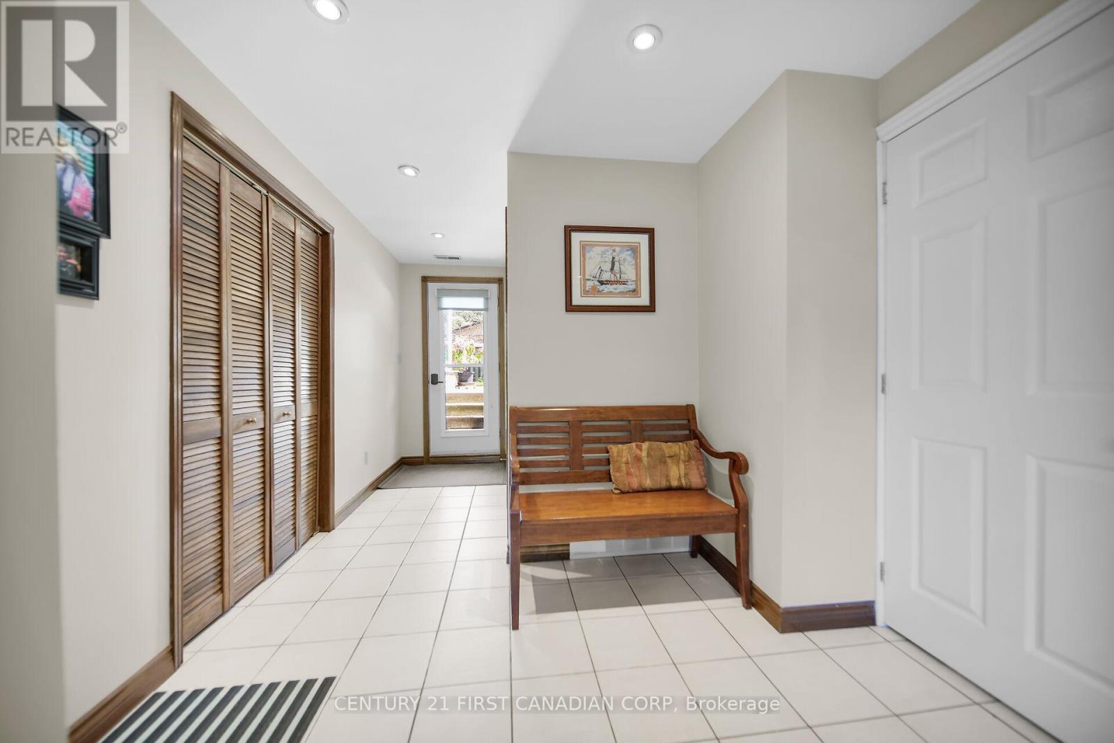 10016 Graham Road, West Elgin, Ontario  N0L 2P0 - Photo 28 - X12396610