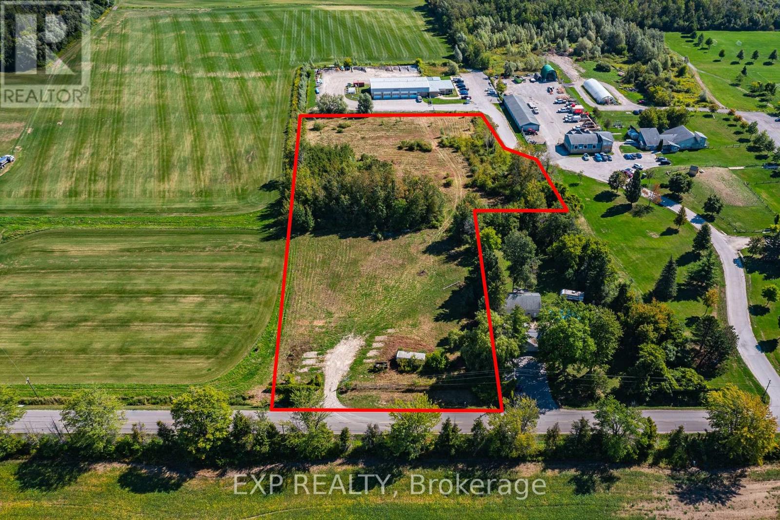 26839 Civic Centre Road, Georgina, Ontario  L4P 3E9 - Photo 1 - N12396371